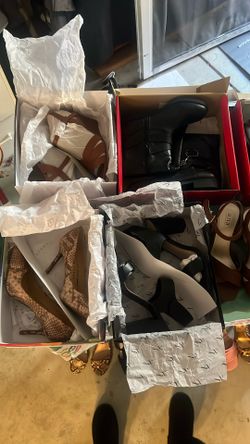 17 Pairs Of Brand New Women’s Boots And Shoes And Sandals