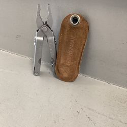 Gerber Multi Tool (17 Tool) 