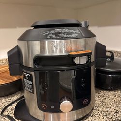Ninja Foodi pressure cooker & air fryer.