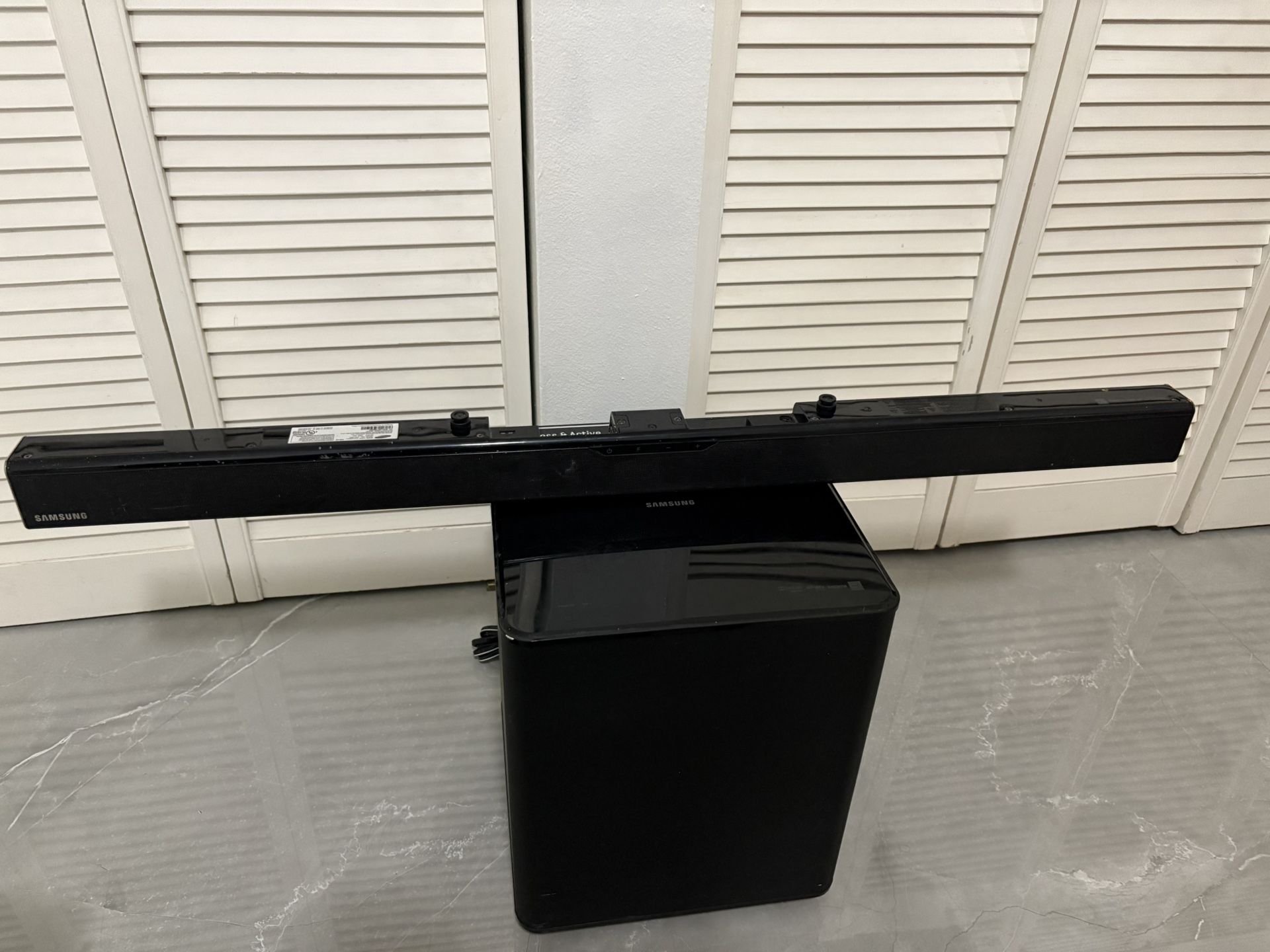 Subwoofer Samsung Ps-wh550 And Soundbar