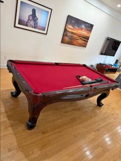 Beautiful 8ft 3pc slate pooltable