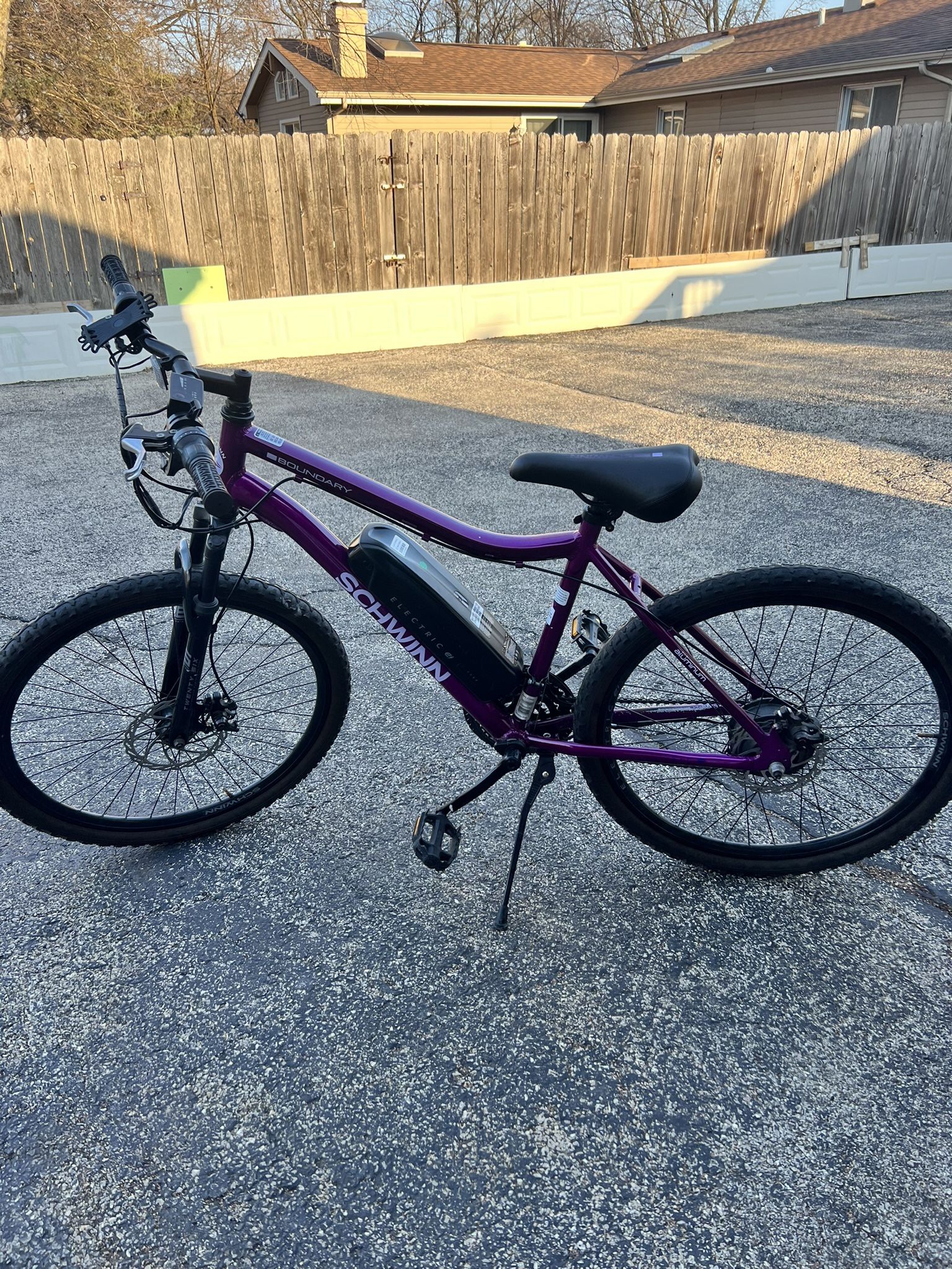 Electric Bike Goes 20 Mph