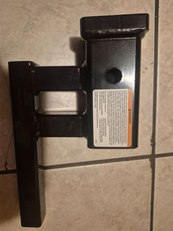 Hitch adapter