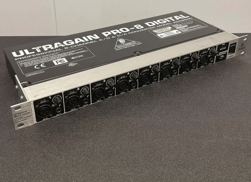 Behringer ultra Gain Pro 8 Digital 