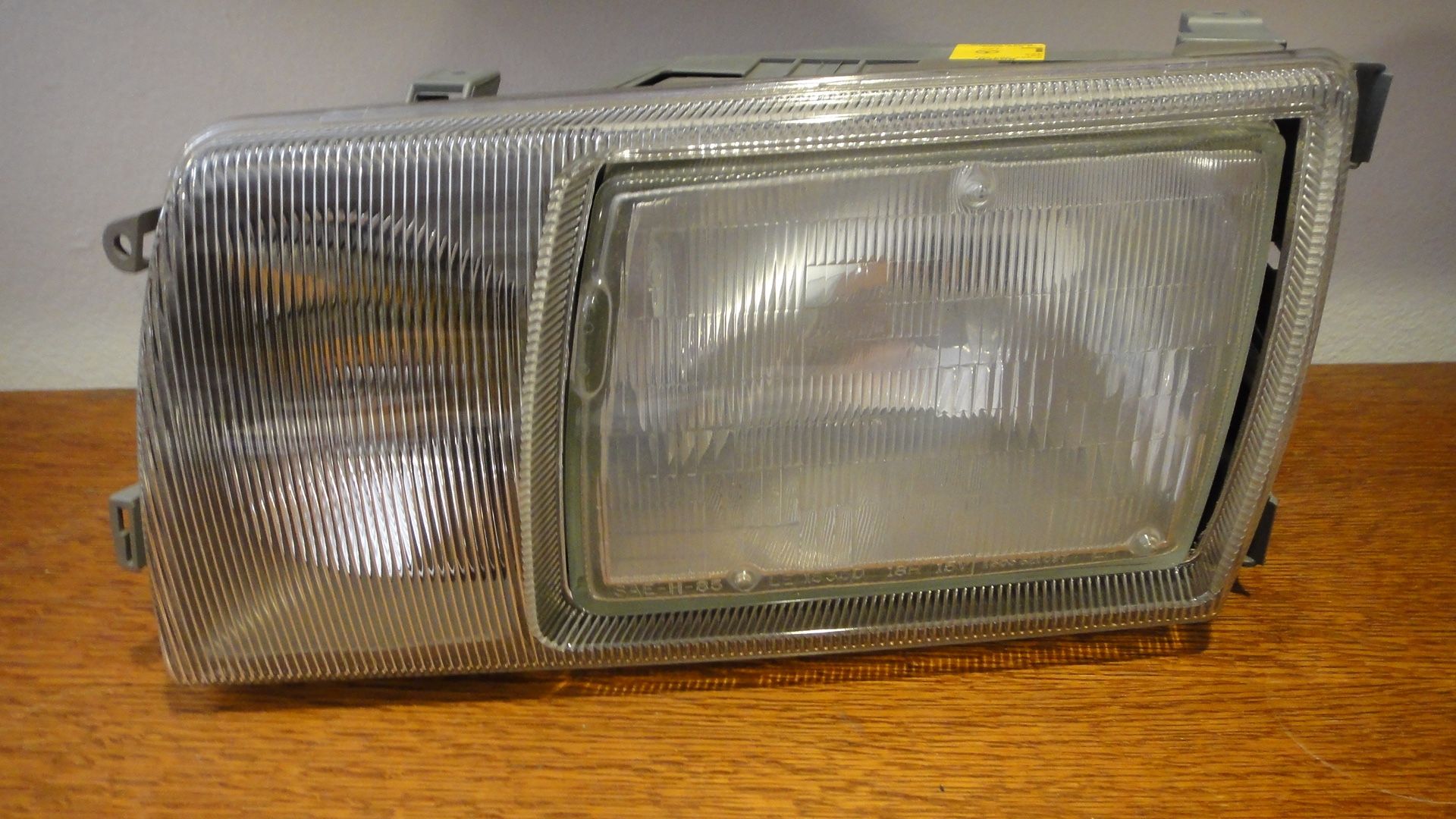 Mercedes Headlight