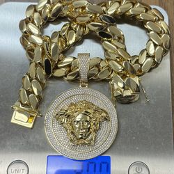 900 Grams Super Heavy and Polished Premium Gold  Miami Cuban Links stamped necklace🔥🔥