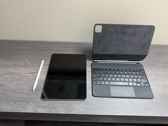 Unlocked IPad Pro 11” M2 (2022) – 256GB Wi-Fi + Cellular