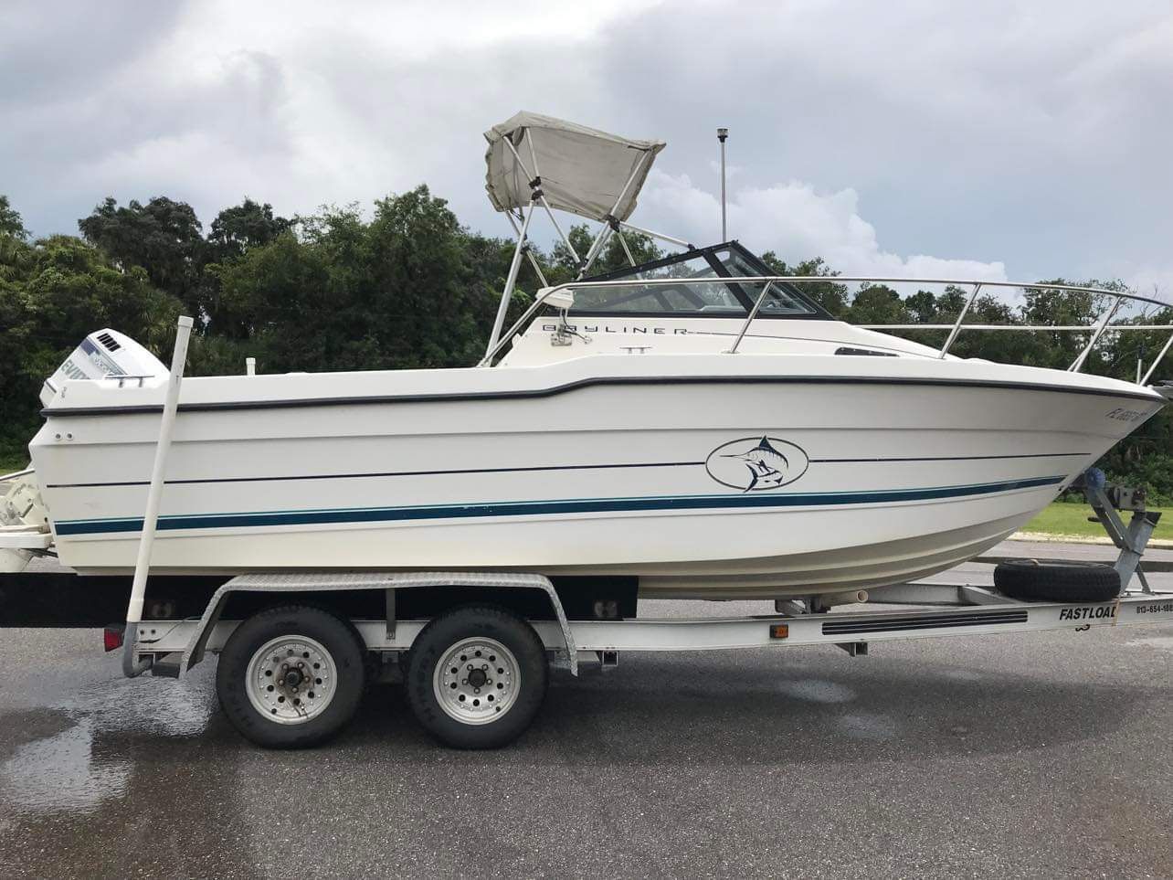 1996 Trophy Bayliner With Cuddy Cabin And Trailer 