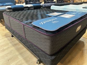 Mattress beauty rest world class