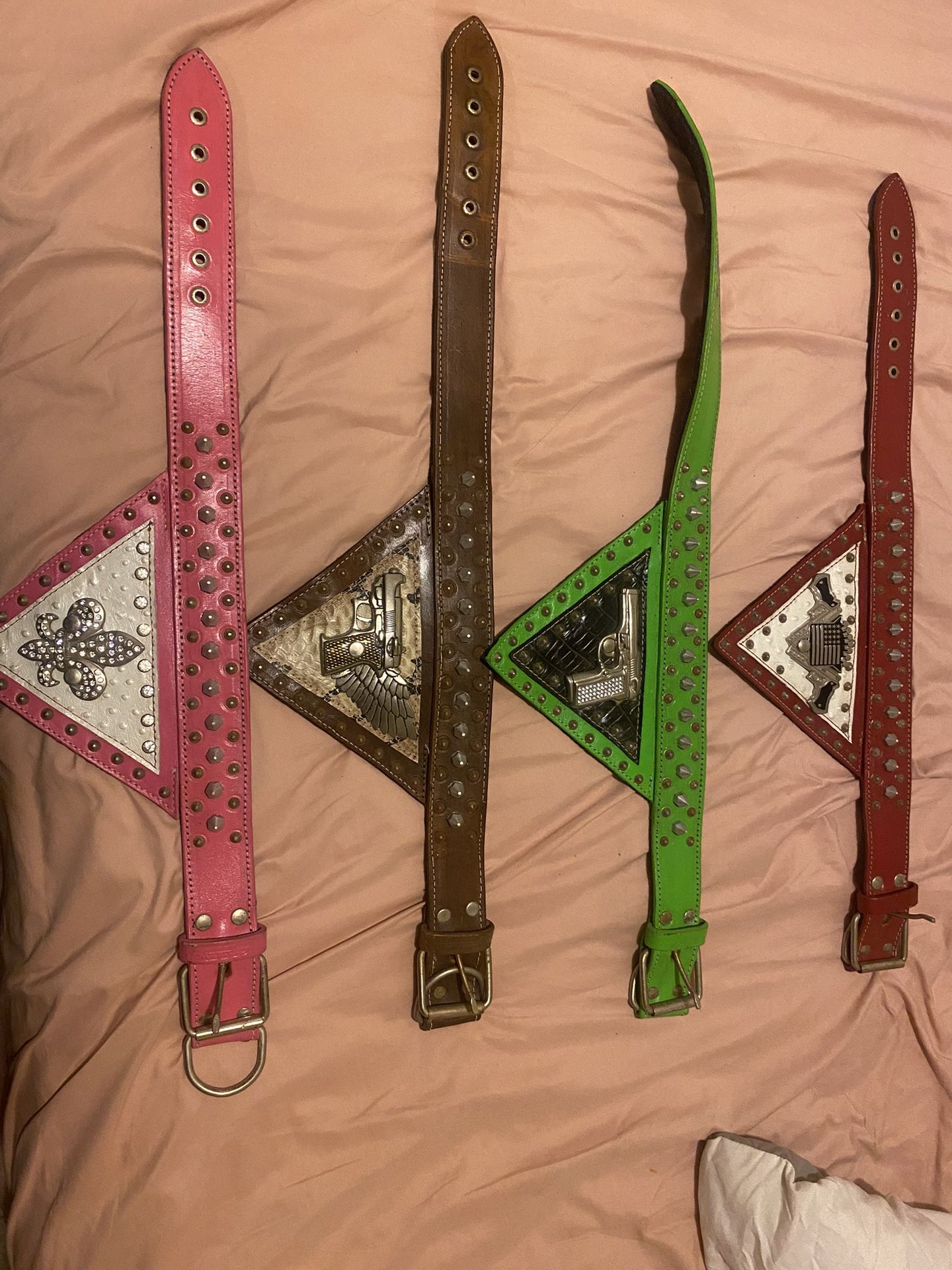Leather collar for dogs