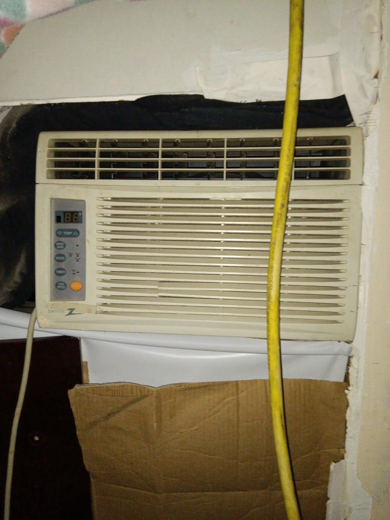 Zenith Air Conditioner for Sale in San Antonio, TX OfferUp