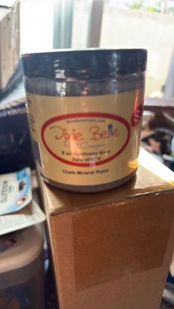 Dixie belle paint