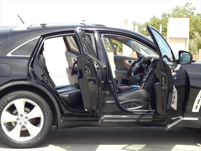 2010 INFINITI FX35
