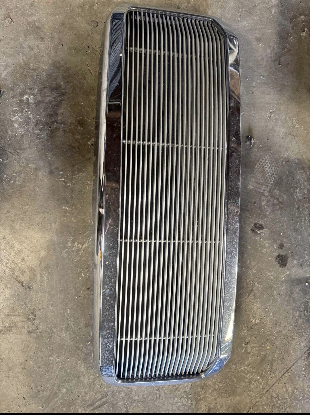 2005-2007 Ford F250 F350 F450 chrome grill
