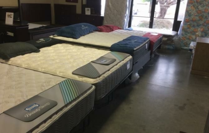 Mattress Sets 50%-70% Off Clearing Out Today
