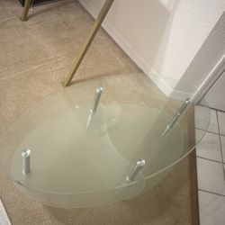 Clear glass table
