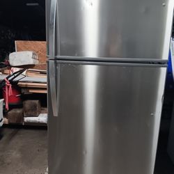 Refry Jalando Al 💯 muy Buena