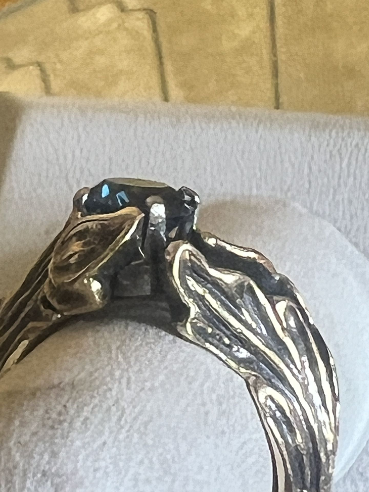 Natural unheated 1 carat flawless Montana blue/teal 14k yellow gold custom Ring