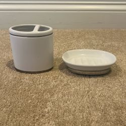 Soap Dish And Toothbrush Holder