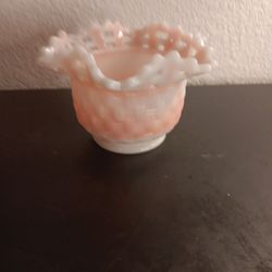 GORGEOUS FENTON 1970s Rosalene Basket Weave 5" Planter Bud Vase. 

