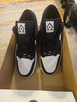 Jordan 1 Low( SIZE 17) Diamond Shorts