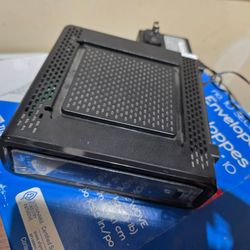 Cable Modem + WiFi Router  Works Great