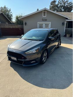 2016 Ford Focus St