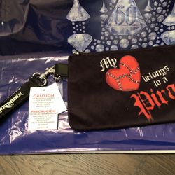 Disney Pirate’s of the Caribbean Wristlet - New 