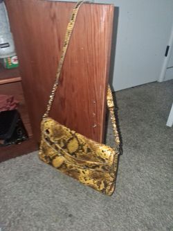 Kathy von zeelin purse