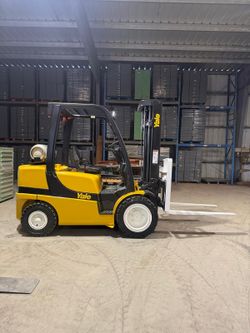 2014 Yale 6,000 lbs capacity forklift
