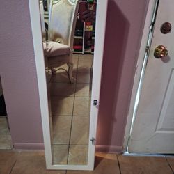 Jewelry  /  Mirror  Jewelry  Cabinet 