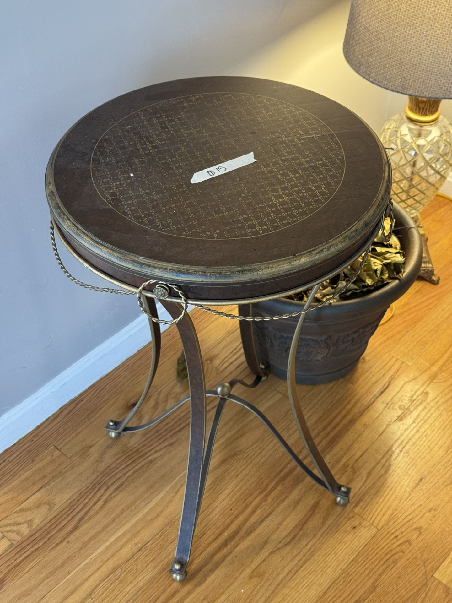 Round Table And Floor Mat
