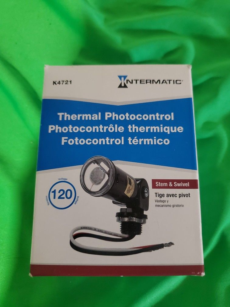 Intermatic Thermal Photocontrol K4721 Light
