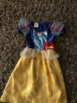 Snow White dress size 4-6