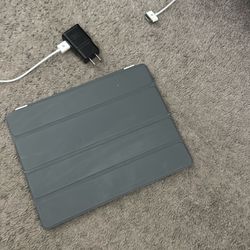 $250.00 Apple IPad 16 G