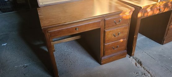 Wooden Desk With Rolling Chair!!