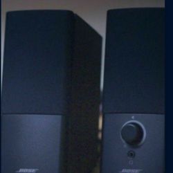Bose Companion 2 Series III Multimedia Speaker System  (Used)