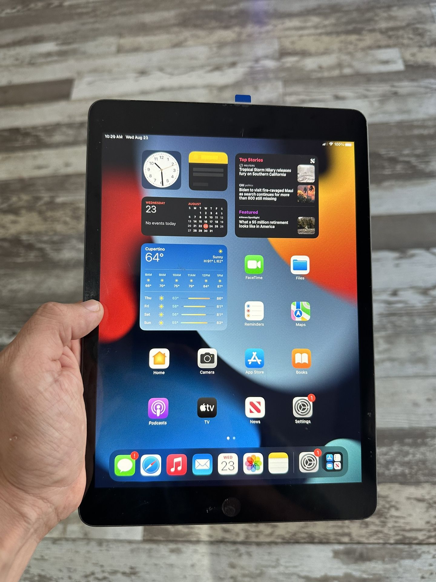 New iPad 9th Gen 256GB Wi-Fi And Cellular Model!