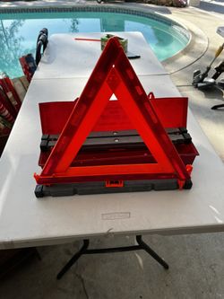 Sate-Lite 711 Emergency Warning Triangle Kit (Set of 3 with Case)
