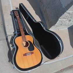 Gamma Acoustic Guitar 