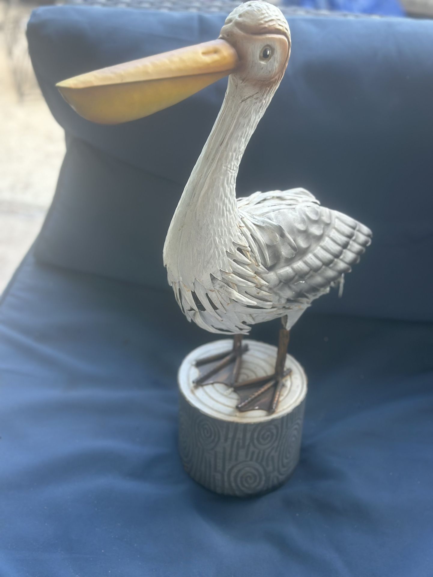 Pelican Decorative Statue