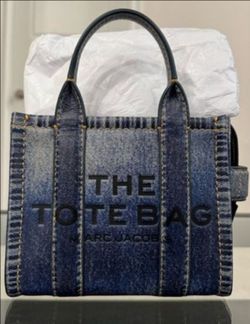 New & Authentic 100% MARC JACOBS