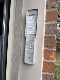 Liftmaster Battery Powered Garage Door Key Pad in great shape!  
