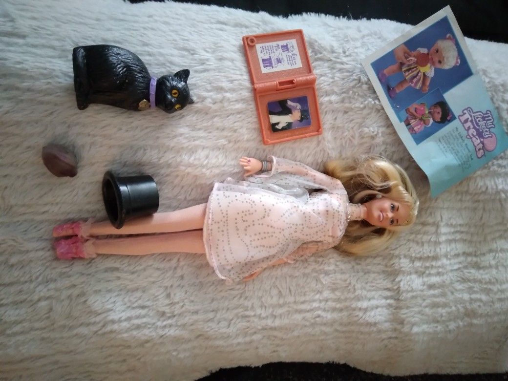 Sabrina The Teenage Witch Doll