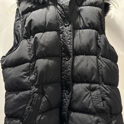 Black Puffer Vest Womens M Or Juniors XL