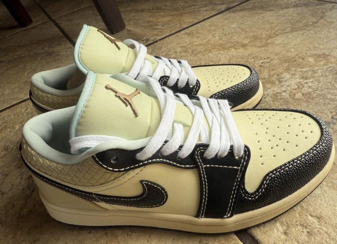 Nike Air Jordan 1 Retro Low