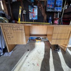 Work Bench/ Desk