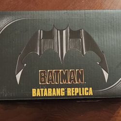 BATMAN BATARANG REPLICA 