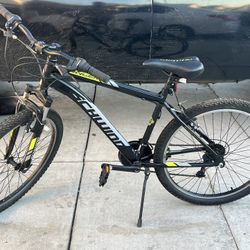 Schwinn Men's Ranger 26" Mountain Bike, Black/Silver