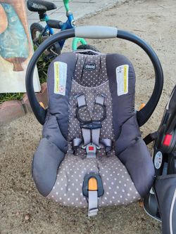 Baby Car Seat and Base Chico